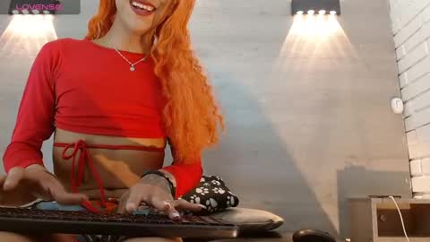 priscilarainbow online show from December 9, 4:47 pm
