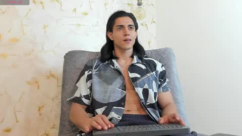 privilegewc online show from July 23, 5:16 am