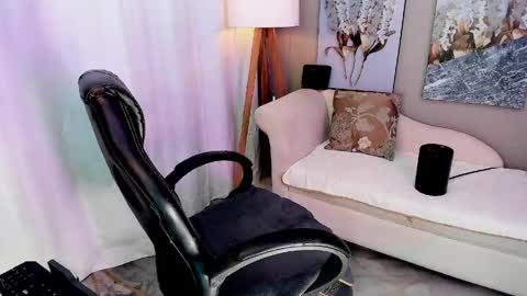 Priya Rose online show from May 6, 6:24 pm