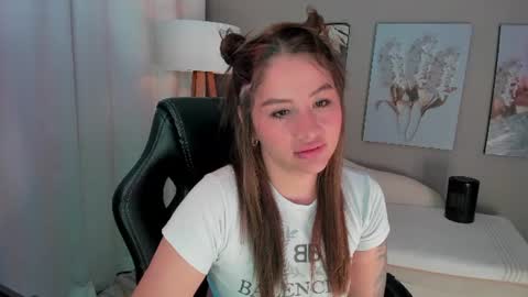 Priya Rose online show from June 27, 10:09 am