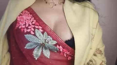 Snapshot of priyu_ chatting on January 12, 3:12 am priyu_ online show from January 12, 3:12 am