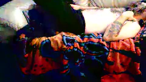 Clothingoptional online show from March 25, 11:44 pm