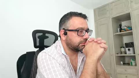 Professional manBD online show from October 29, 7:15 pm