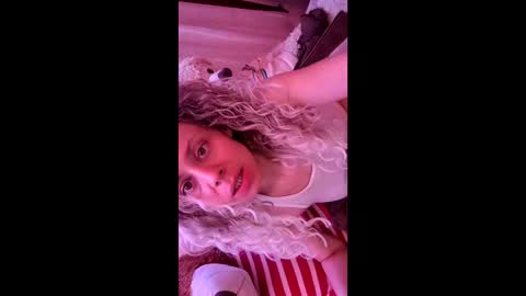 Snapshot of professorhushh chatting on November 14, 6:34 am professorhushh online show from November 14, 6:34 am