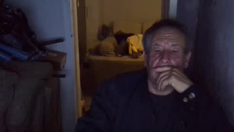 Snapshot of projectorepson chatting on November 1, 7:49 pm projectorepson online show from November 1, 7:49 pm