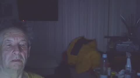 Snapshot of projectorepson chatting on March 3, 10:04 pm projectorepson online show from March 3, 10:04 pm