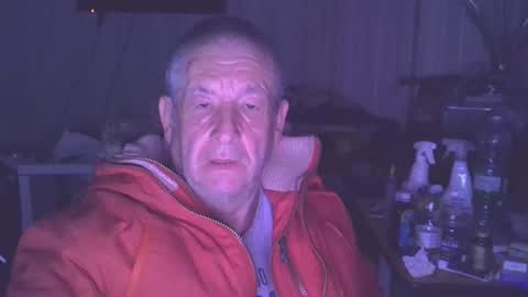 Snapshot of projectorepson chatting on March 15, 8:04 pm projectorepson online show from March 15, 8:04 pm