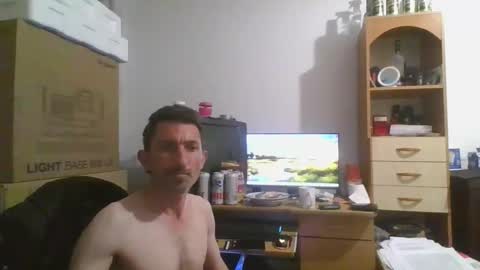 Snapshot of prosexualny chatting on April 25, 11:57 pm Mariusz online show from April 25, 11:57 pm