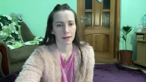 Snapshot of proud_sweet_21 chatting on September 25, 9:51 pm proud sweet 21 online show from September 25, 9:51 pm