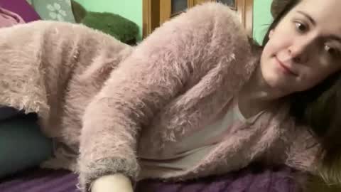 Snapshot of proud_sweet_21 chatting on October 17, 9:17 pm proud sweet 21 online show from October 17, 9:17 pm