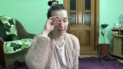 Snapshot of proud_sweet_21 chatting on November 4, 11:37 pm proud sweet 21 online show from November 4, 11:37 pm