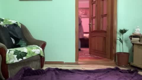 Snapshot of proud_sweet_21 chatting on November 25, 12:32 am proud sweet 21 online show from November 25, 12:32 am