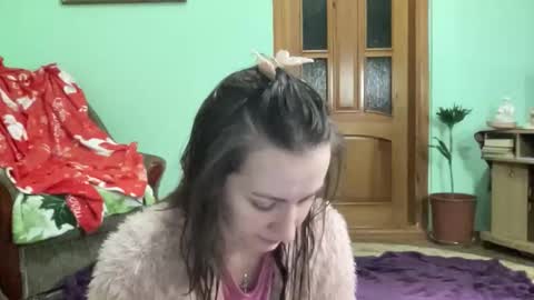 Snapshot of proud_sweet_21 chatting on November 30, 10:47 pm proud sweet 21 online show from November 30, 10:47 pm