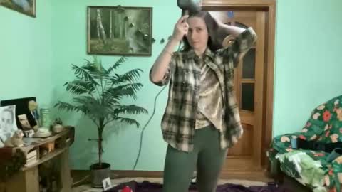 Snapshot of proud_sweet_21 chatting on June 5, 1:12 am proud sweet 21 online show from June 5, 1:12 am