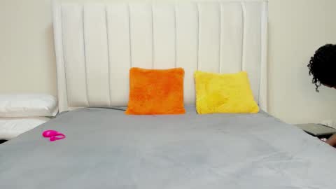 proudafricaka online show from September 21, 4:25 am