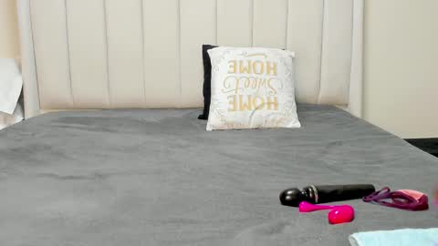 proudafricaka online show from February 16, 2:51 am