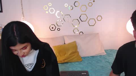 Adris  Juan online show from November 21, 5:06 am