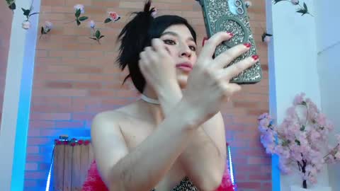 Adris  Juan online show from June 8, 2:45 am