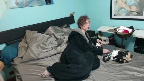 prxscillia_tx online show from June 1, 3:52 am