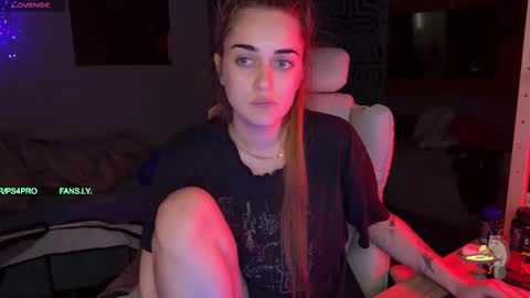 Queen of Pain online show from October 19, 11:27 pm