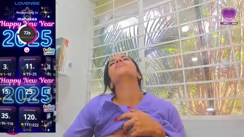 Snapshot of psique_naughty2 chatting on January 8, 9:44 pm psique_naughty2 online show from January 8, 9:44 pm