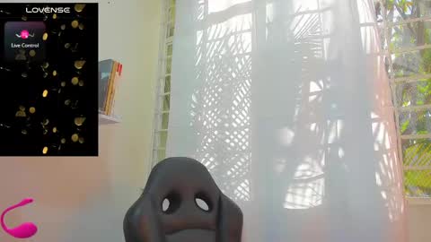 Snapshot of psique_naughty2 chatting on January 21, 12:29 pm psique_naughty2 online show from January 21, 12:29 pm