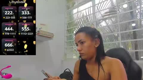 Snapshot of psique_naughty2 chatting on February 9, 6:47 pm psique_naughty2 online show from February 9, 6:47 pm