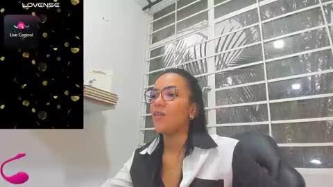 Snapshot of psique_naughty2 chatting on February 17, 12:16 pm psique_naughty2 online show from February 17, 12:16 pm