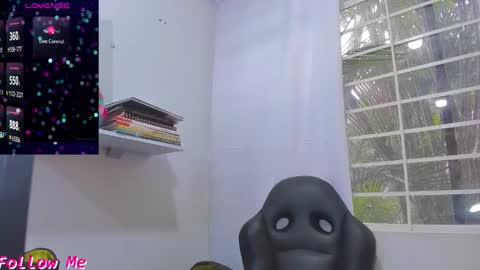 psique_naughty2 online show from October 2, 12:34 pm