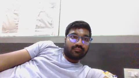 Snapshot of ptl1711 chatting on September 18, 12:18 pm ptl1711 online show from September 18, 12:18 pm