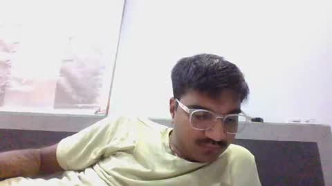 Snapshot of ptl1711 chatting on February 27, 11:21 am ptl1711 online show from February 27, 11:21 am