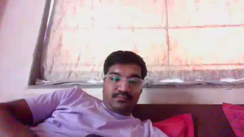 Snapshot of ptl1711 chatting on March 13, 8:21 am ptl1711 online show from March 13, 8:21 am