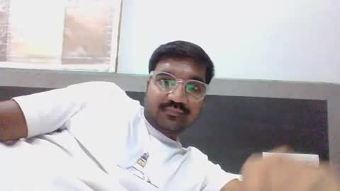 Snapshot of ptl1711 chatting on April 10, 9:36 am ptl1711 online show from April 10, 9:36 am