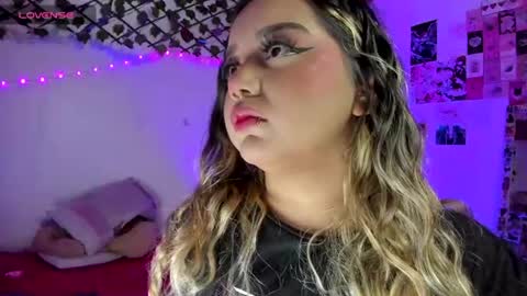 Snapshot of pucaa_ chatting on August 7, 11:01 am Emma Rico model indep online show from August 7, 11:01 am