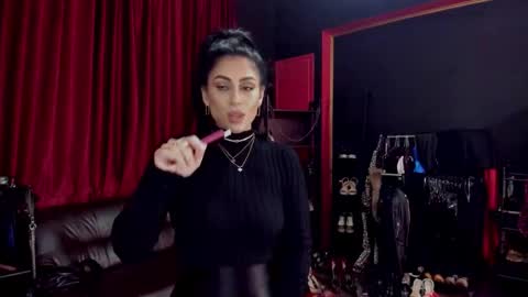 MissPuffyLove online show from December 18, 7:53 pm