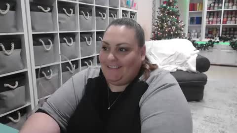 Puggie -  online show from December 17, 10:00 pm