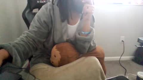 Snapshot of puhcwhisperer chatting on January 24, 4:49 pm puhcwhisperer online show from January 24, 4:49 pm