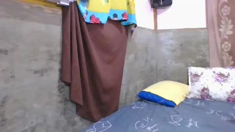 Snapshot of puki_hot chatting on March 2, 10:24 am puki_hot online show from March 2, 10:24 am