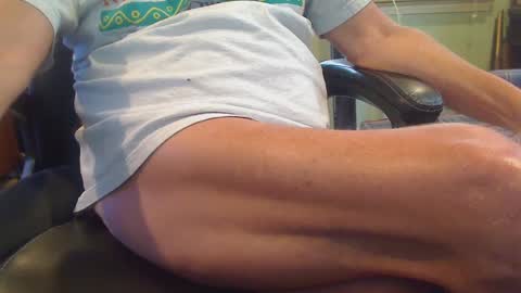 pulltoy1 online show from September 23, 3:26 pm