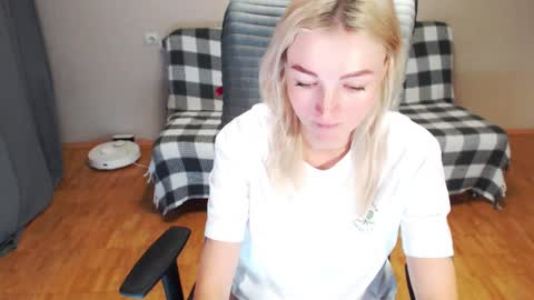 Polly online show from November 30, 4:38 am