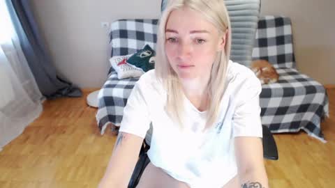Polly online show from April 29, 6:17 am