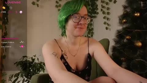 Snapshot of pumbazaebumba chatting on December 30, 5:37 am Alisa lack of vitamin D online show from December 30, 5:37 am