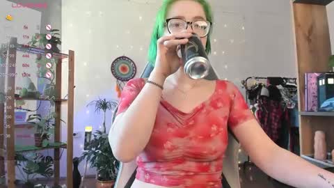 Snapshot of pumbazaebumba chatting on March 3, 11:00 am Alisa lack of vitamin D online show from March 3, 11:00 am