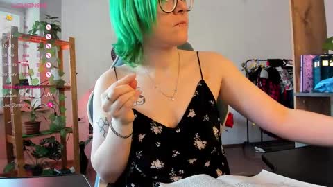 Snapshot of pumbazaebumba chatting on March 4, 7:51 am Alisa lack of vitamin D online show from March 4, 7:51 am