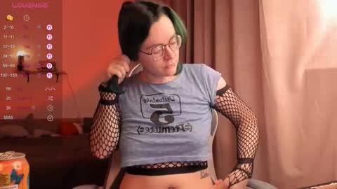 Snapshot of pumbazaebumba chatting on November 13, 12:04 pm Alisa lack of vitamin D online show from November 13, 12:04 pm