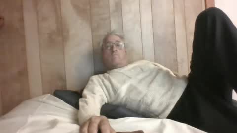 Snapshot of pumpkinpatchman chatting on January 1, 3:14 pm Pumpkinpatchman online show from January 1, 3:14 pm