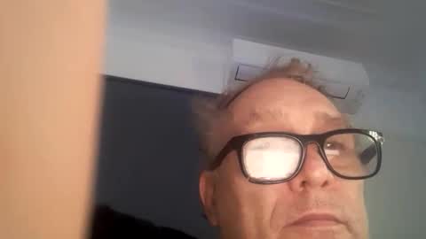 punknudist online show from September 19, 11:05 pm