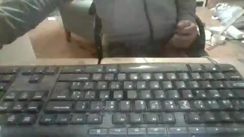 pup_y online show from December 3, 6:50 pm