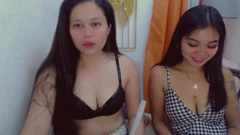 Snapshot of pure_asian_beauty chatting on July 17, 5:07 pm zarah online show from July 17, 5:07 pm