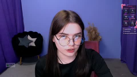 Snapshot of pure_radiance chatting on December 18, 12:40 pm Ask me3 online show from December 18, 12:40 pm